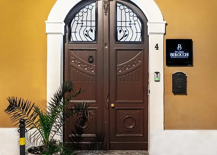Palazzo Bellocchi - Suites&Apartments Brindisi